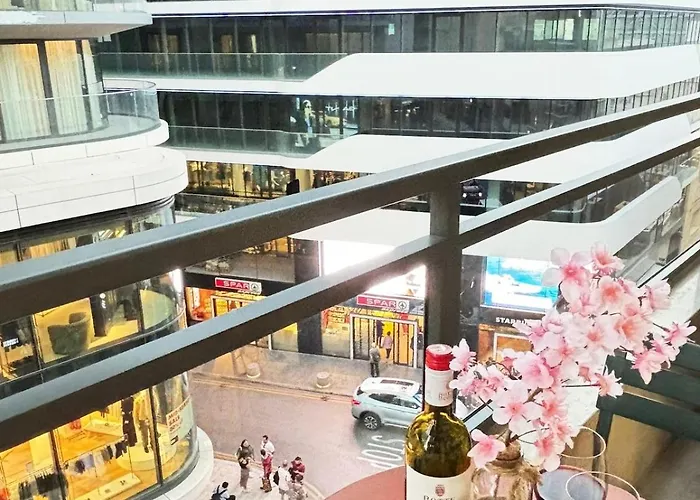 Paceville Glow Six شقة سانت جوليان