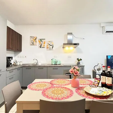 Paceville Glow Six * San Giuliano