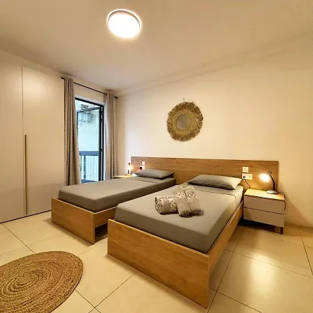 Apartment Paceville Glow Six