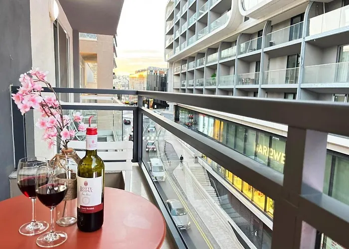 Paceville Glow Six Appartement *