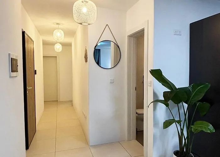 Paceville Glow Six Appartement San Ġiljan