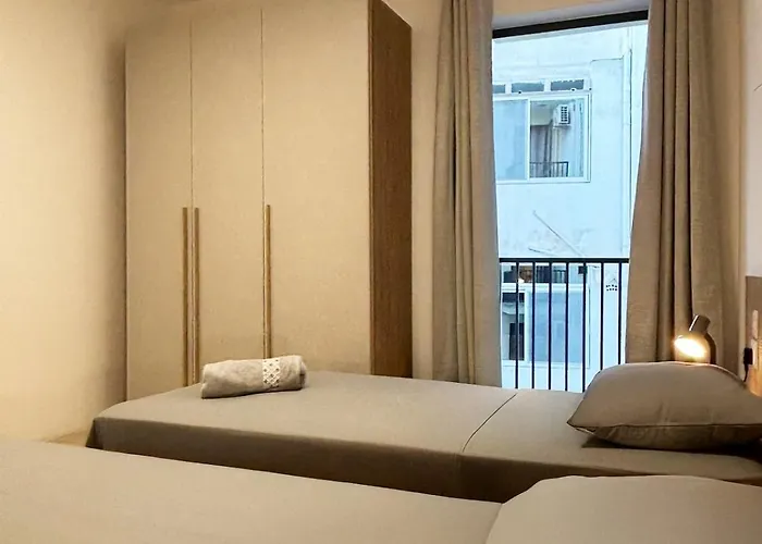 Paceville Glow Six St. Julian's