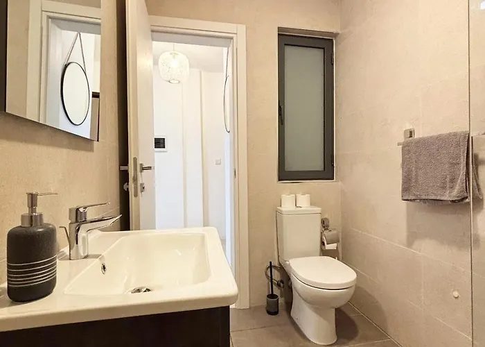 Paceville Glow Six St. Julian's